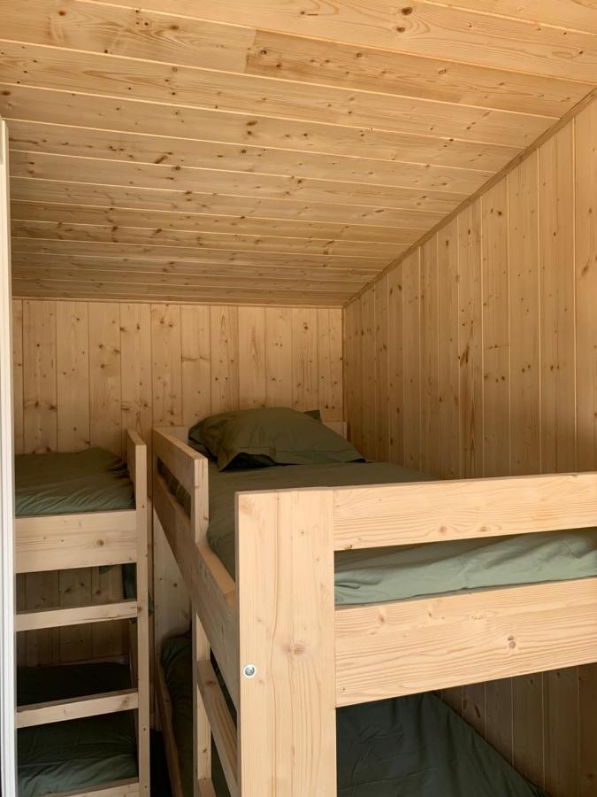 La Petite Auberge Insolite Сент-Африк Екстериор снимка
