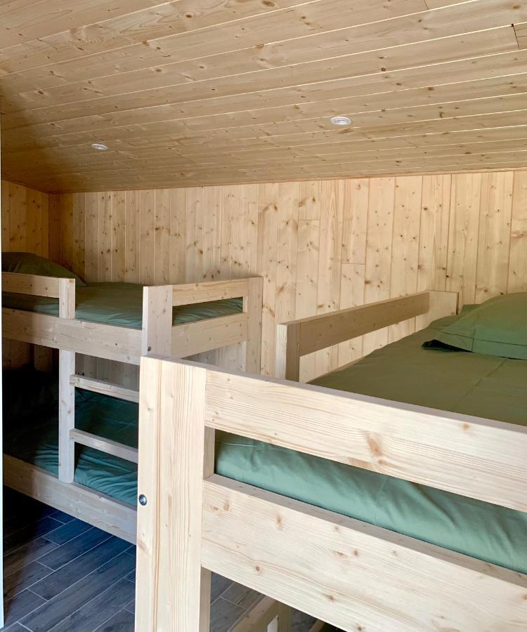 La Petite Auberge Insolite Сент-Африк Екстериор снимка