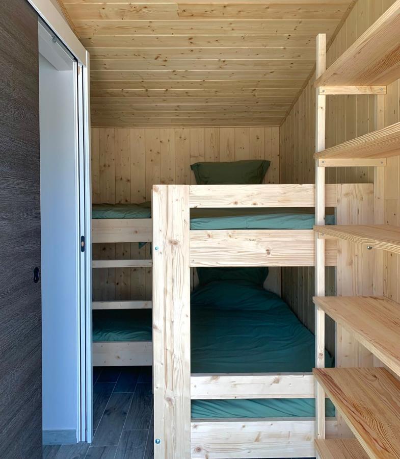 La Petite Auberge Insolite Сент-Африк Екстериор снимка